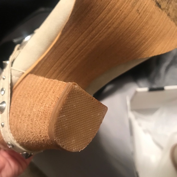 Boots - Picture 3 of 3